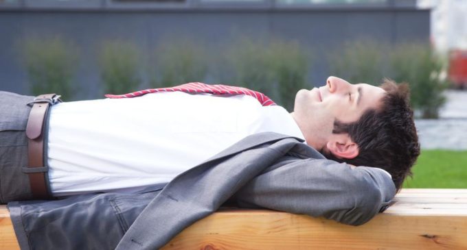 Afternoon power nap: Just 20 minutes of sleep can boost employees’ creativity