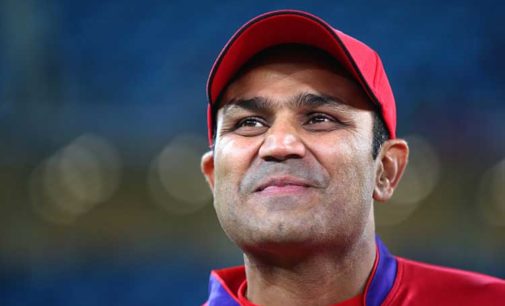 Gurmehar has right to express views, those threatening her with rape are lowest form of life: Virender Sehwag