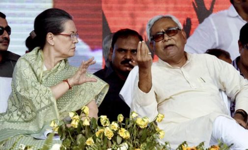 Nitish meets Sonia amid JD(U) plea for common presidential candidate