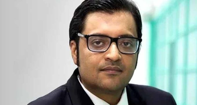 Arnab Goswami in police station, interrogation lasted for 2 hours