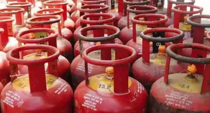 Cooking gas cheaper by more than Rs 260 during lockdown