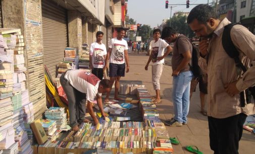 Delhi: Darya Ganj Sunday book market vendors return to footpath