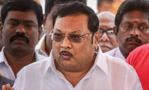 Alagiri Joins Rajinikanth to Keep TN Political Pot Boiling