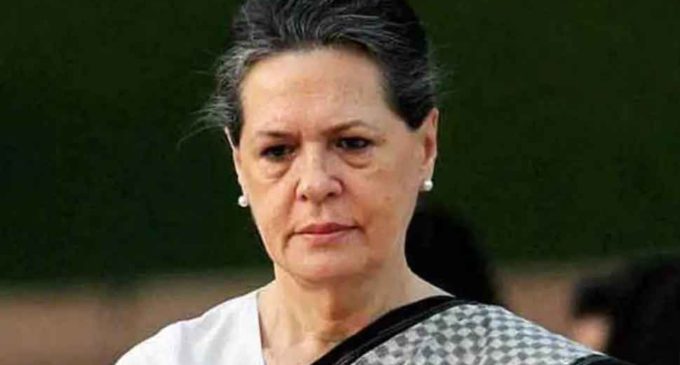 Sonia Gandhi chairs meeting of top Congress leaders